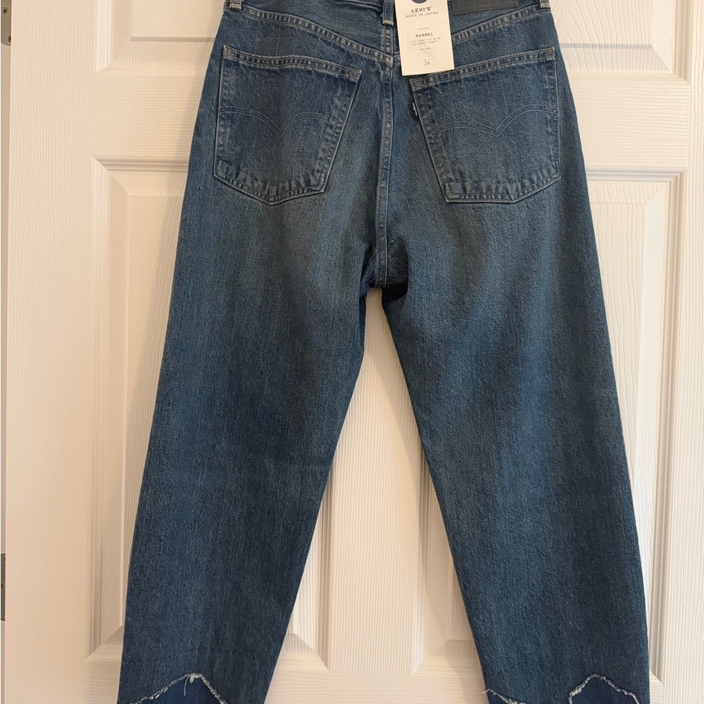 NWT Levi’s Made in Japan Barrel Leg Jeans | Size 26 - Picture 10 of 16